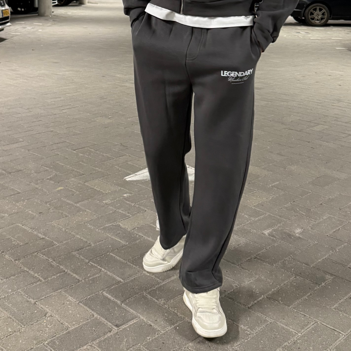 The Wide Fit Jogger Magnet
