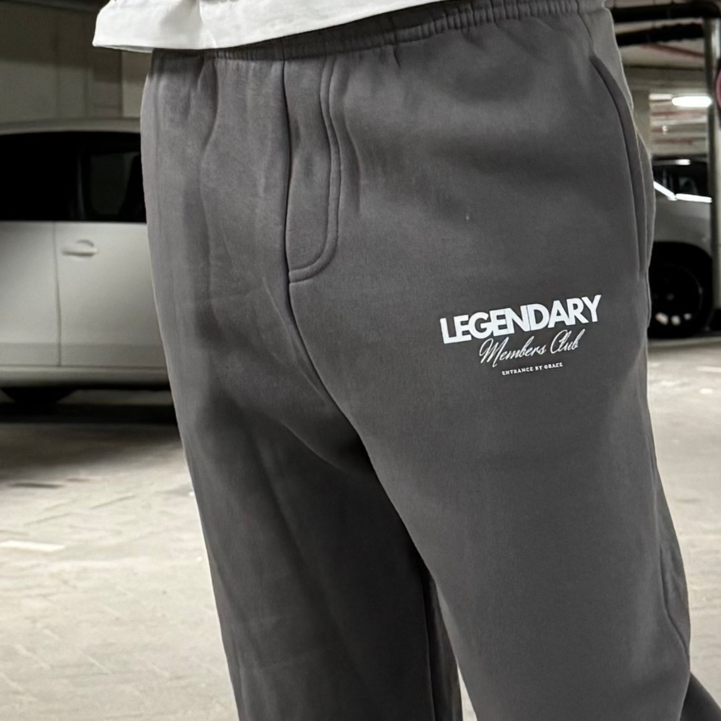 The Wide Fit Jogger Magnet